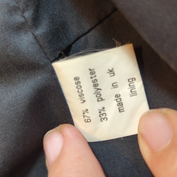 Size 10 sleeveless corset vest, tailored to accentuate waist & bust,cotton lined - Picture 12 of 15